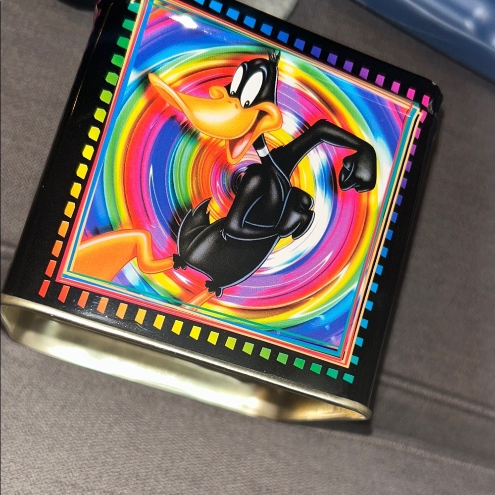Looney Tunes Vintage Tin Box for coin bank Bugs Bunny tweety duck sylvester - Picture 5 of 6